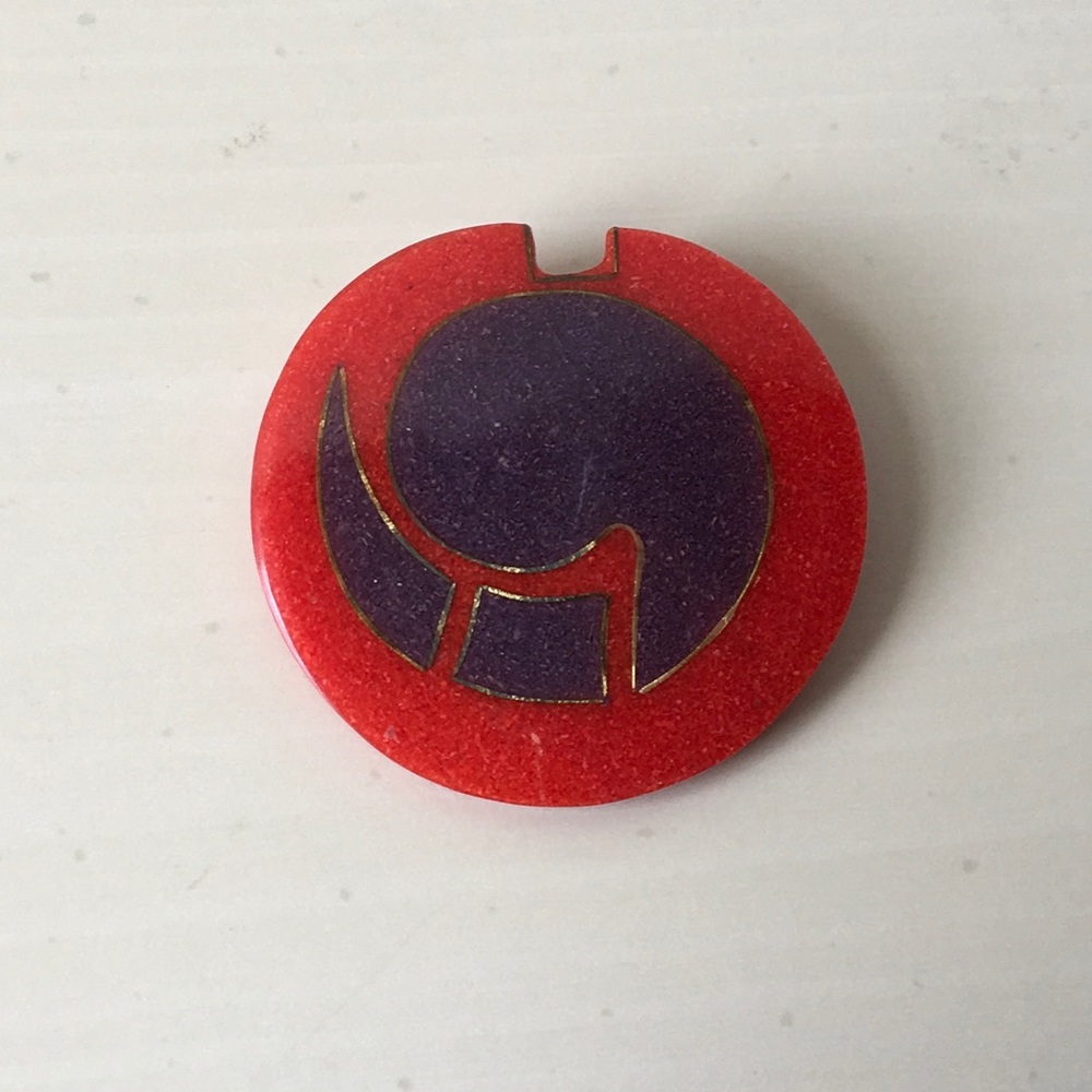 🌟Vintage Lucite Pentant LAST CHANCE!!!!